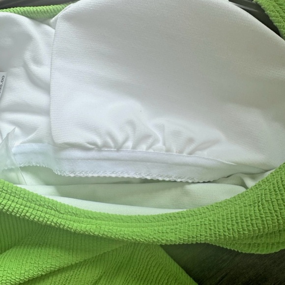 NWT Michael Kors Women's One-Shoulder Side-Cutout Swimsuit Apple Green size 12 - Picture 8 of 8